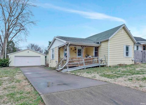 Photo of 626 Monroe Street, Newburgh, IN 47630 (MLS # 202607130)