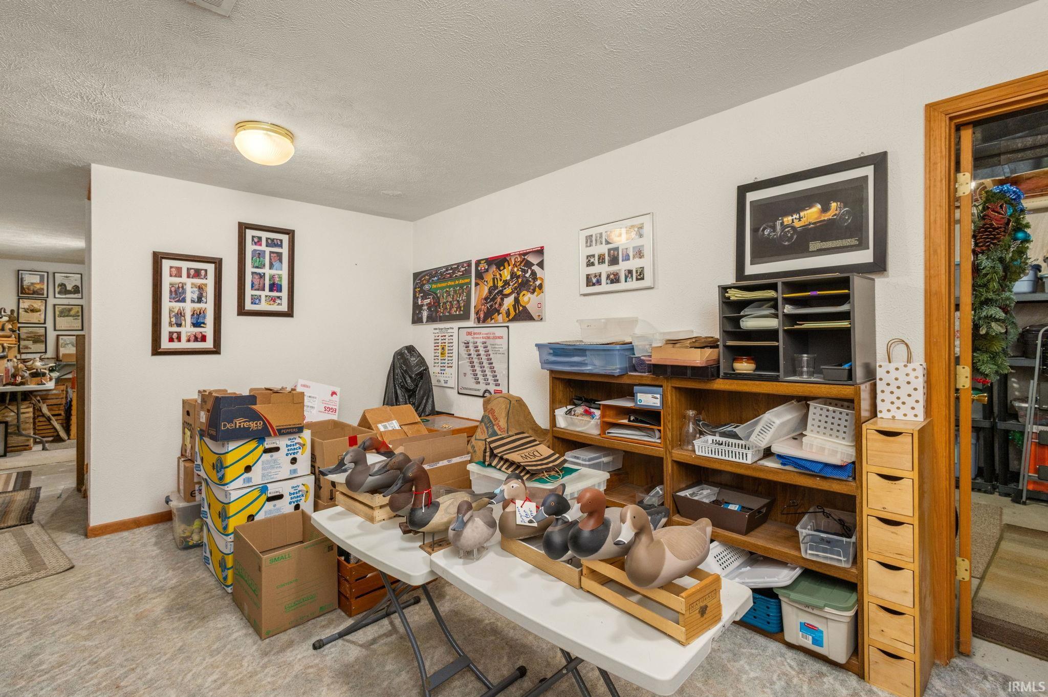 Elkhart, Indiana 46514, United States, 3 Bedrooms Bedrooms, ,3 BathroomsBathrooms,Residential,Active,193121