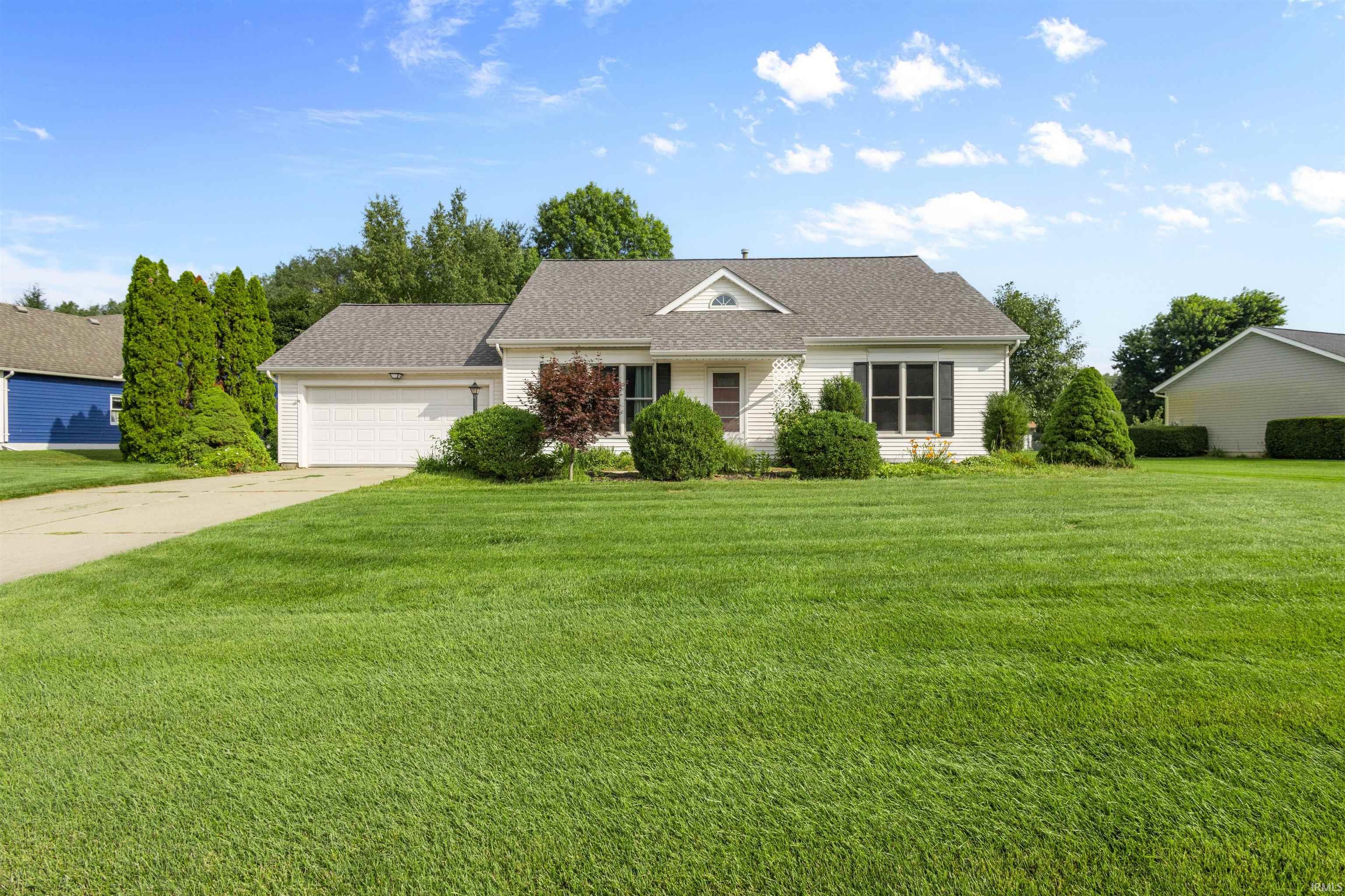 Elkhart, Indiana 46514, United States, 3 Bedrooms Bedrooms, ,3 BathroomsBathrooms,Residential,Active,193121