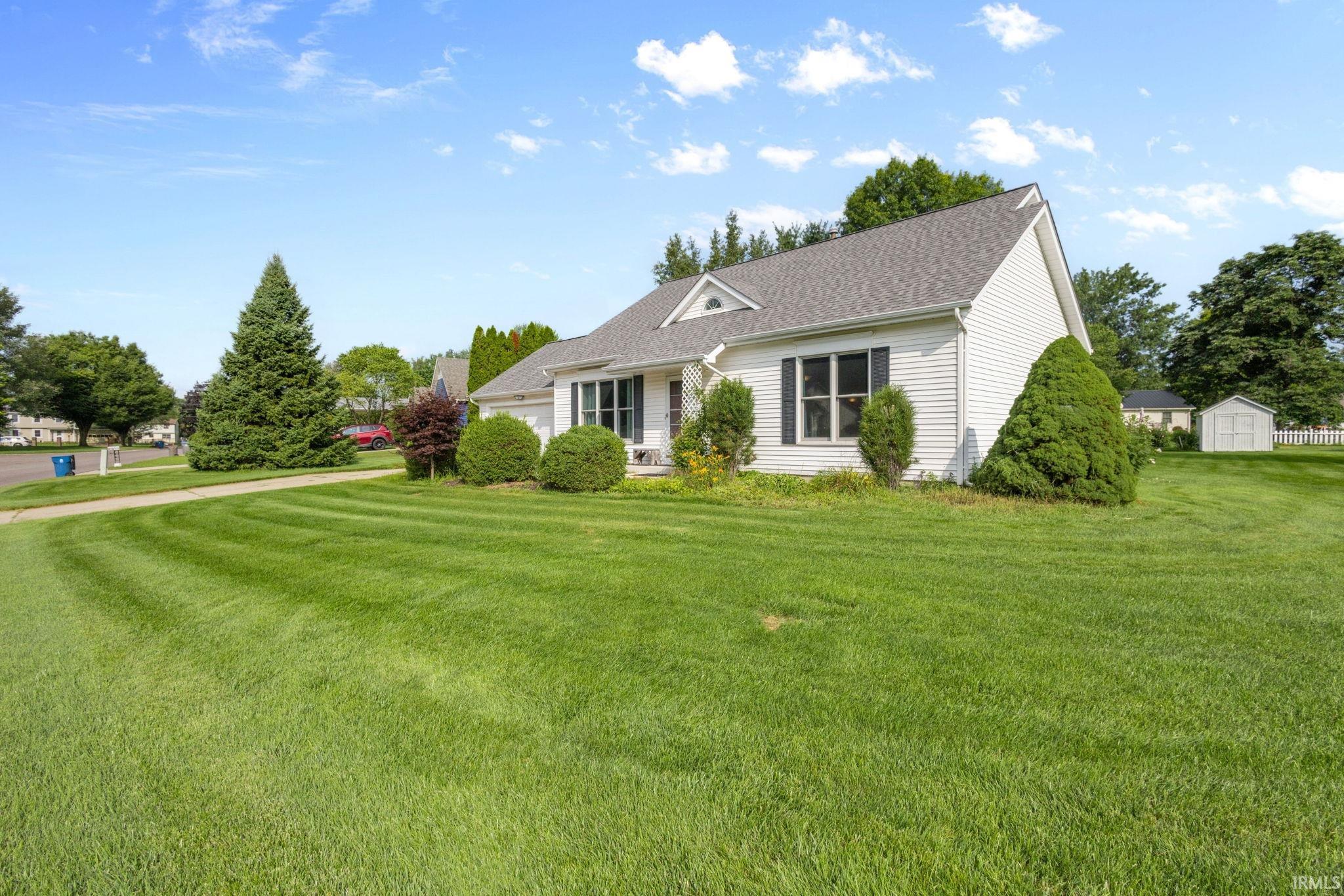 Elkhart, Indiana 46514, United States, 3 Bedrooms Bedrooms, ,3 BathroomsBathrooms,Residential,Active,193121