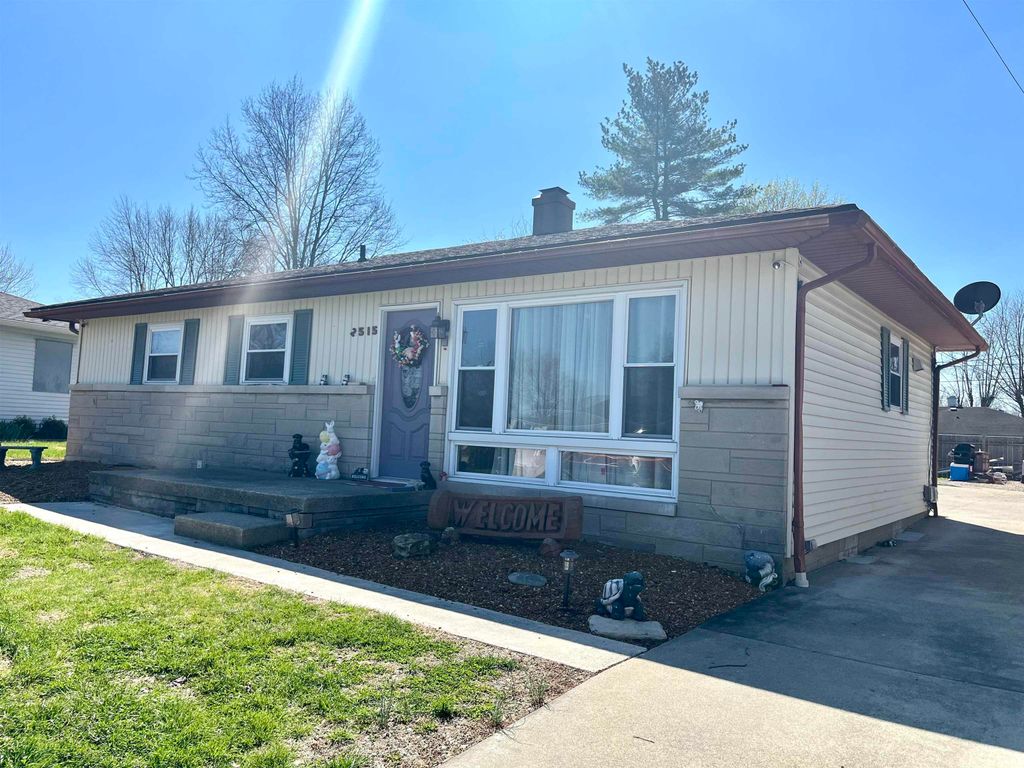 Photo of 2515 Alois Court, Jasper, IN 47546 (MLS # 202610517)