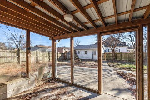 Tiny photo for 280 W Hillside Avenue, Spencer, IN 47460 (MLS # 202602154)