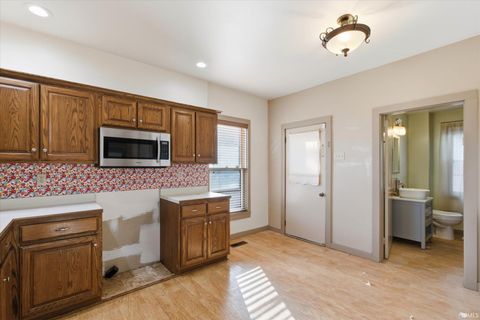 Tiny photo for 280 W Hillside Avenue, Spencer, IN 47460 (MLS # 202602154)