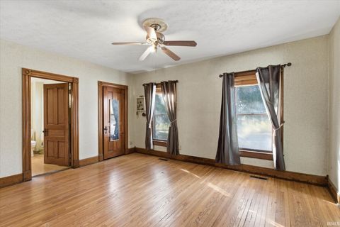 Tiny photo for 280 W Hillside Avenue, Spencer, IN 47460 (MLS # 202602154)