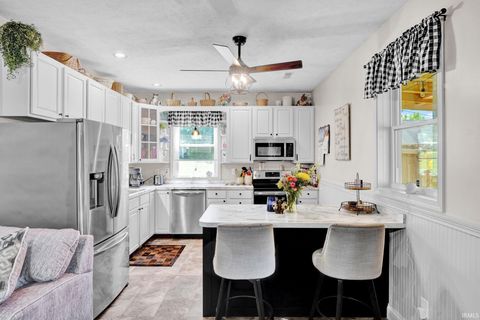 Tiny photo for 577A Southridge Drive, Bedford, IN 47421 (MLS # 202618688)