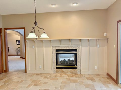 Tiny photo for 60 Canyon Creek Court, Lafayette, IN 47909 (MLS # 202543487)