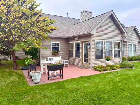 Tiny photo for 60 Canyon Creek Court, Lafayette, IN 47909 (MLS # 202543487)