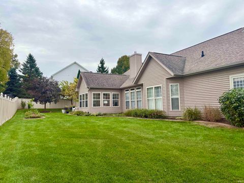 Tiny photo for 60 Canyon Creek Court, Lafayette, IN 47909 (MLS # 202543487)