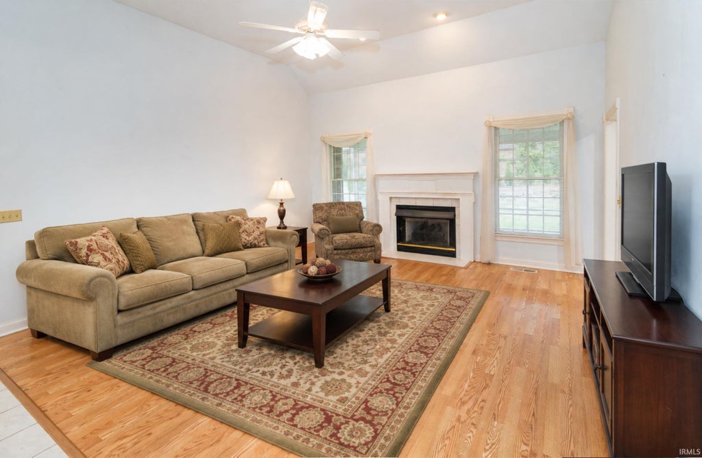 Photo of 116 N Faith Way, Evansville, IN 47712 (MLS # 202643136)
