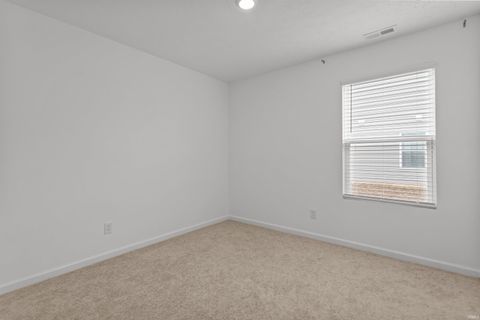 Tiny photo for 844 Lando Creek Drive, Kokomo, IN 46902 (MLS # 202607201)