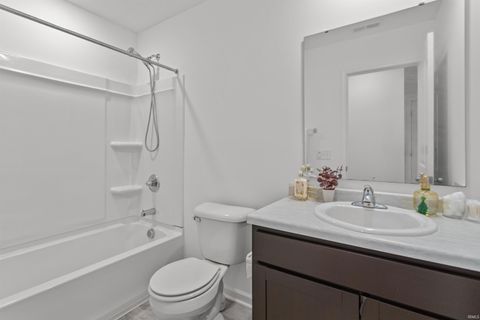 Tiny photo for 844 Lando Creek Drive, Kokomo, IN 46902 (MLS # 202607201)