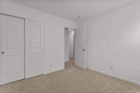 Tiny photo for 844 Lando Creek Drive, Kokomo, IN 46902 (MLS # 202607201)