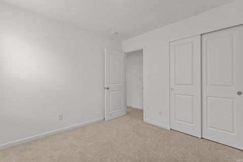 Tiny photo for 844 Lando Creek Drive, Kokomo, IN 46902 (MLS # 202607201)