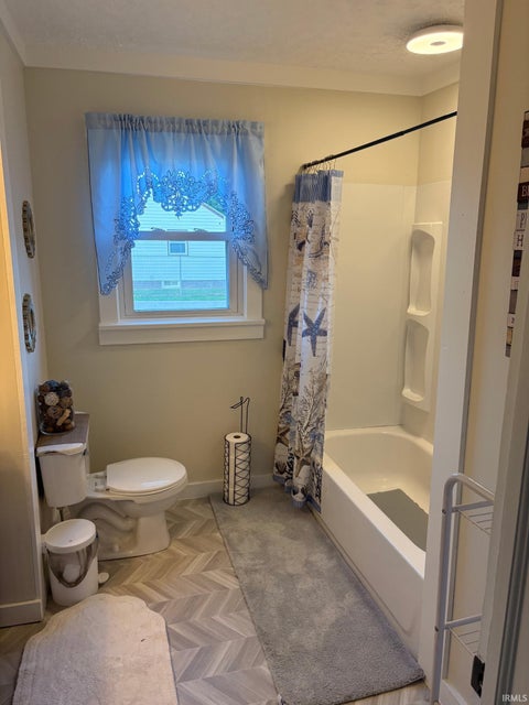 Tiny photo for 4700 S Madison Street, Muncie, IN 47302 (MLS # 202633750)