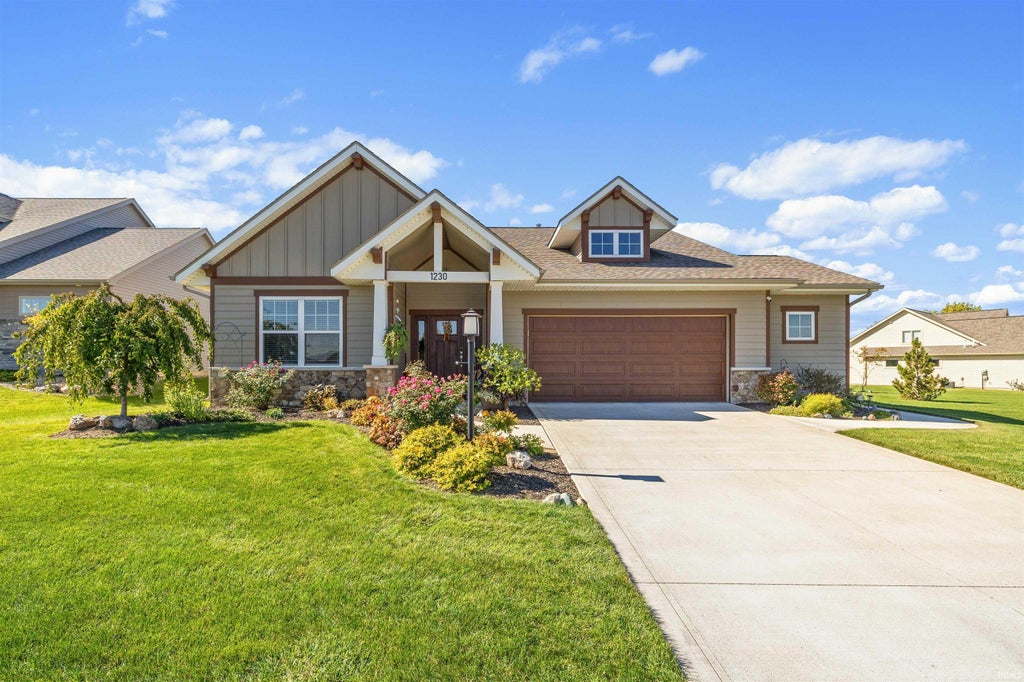Photo of 1230 Turnberry Lane, Auburn, IN 46706 (MLS # 202643453)