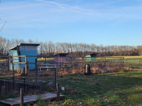 Tiny photo for 64548 Thorn Road, North Liberty, IN 46554 (MLS # 202610701)