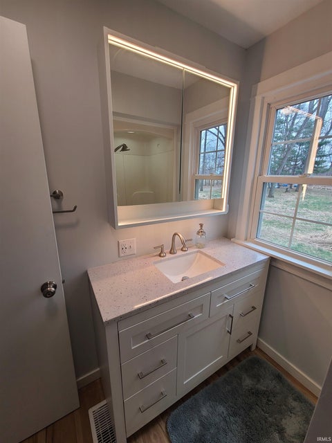 Tiny photo for 64548 Thorn Road, North Liberty, IN 46554 (MLS # 202610701)