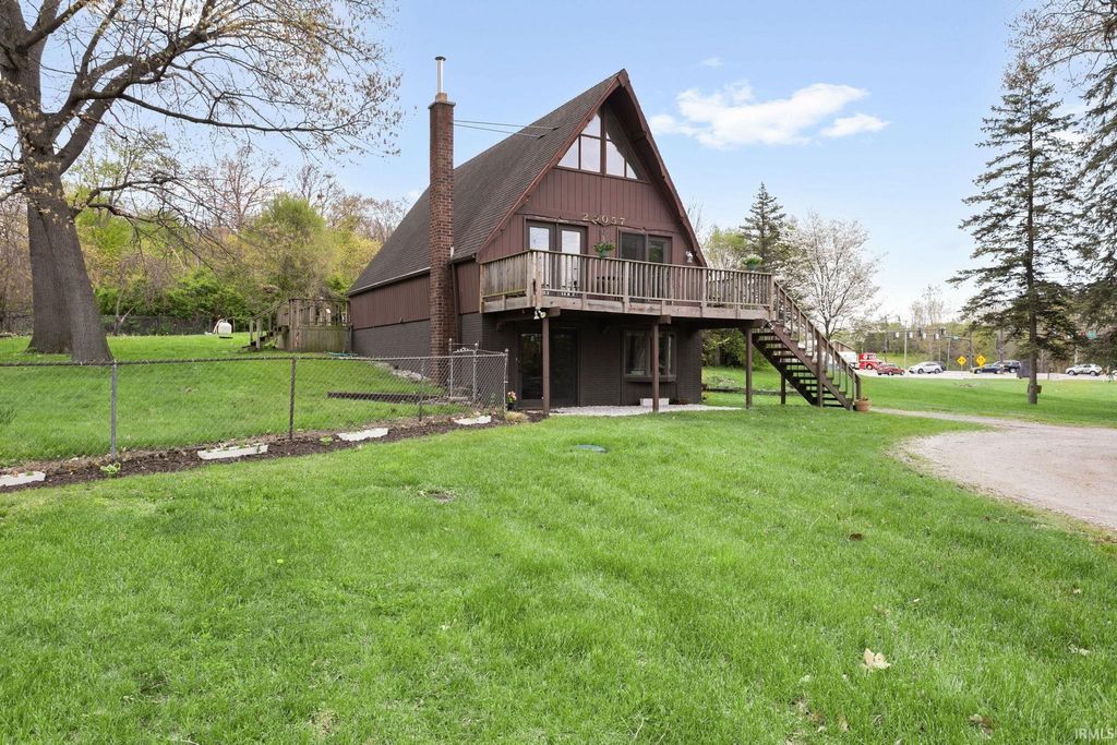 Photo of 22057 CR 10 Road, Elkhart, IN 46514 (MLS # 202616860)