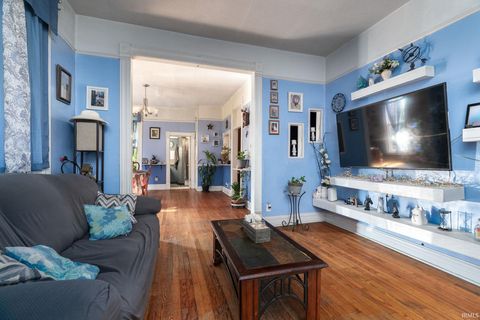 Tiny photo for 603 Bates Street, Logansport, IN 46947 (MLS # 202531894)