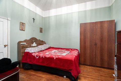 Tiny photo for 603 Bates Street, Logansport, IN 46947 (MLS # 202531894)
