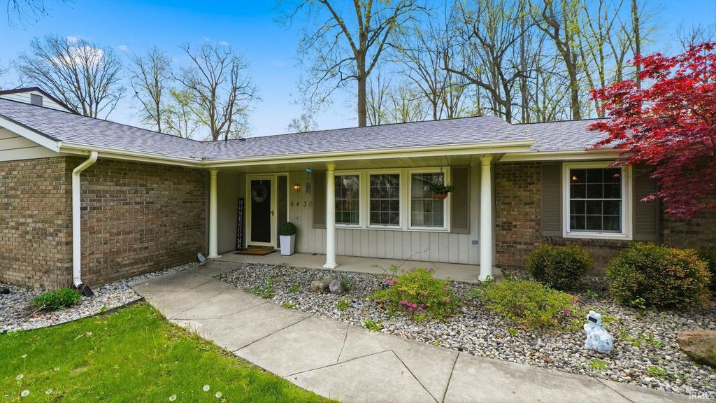 Photo of 6436 Centerton Drive, Fort Wayne, IN 46815 (MLS # 202615811)