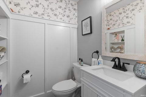 Tiny photo for 13309 Sangiovese Place, Fort Wayne, IN 46845 (MLS # 202624201)