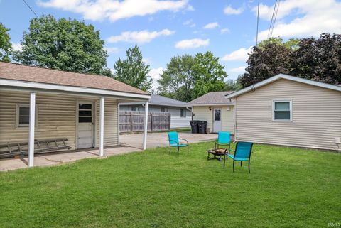Tiny photo for 2508 Oxford Street, Lafayette, IN 47909 (MLS # 202536667)