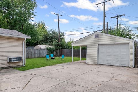 Tiny photo for 2508 Oxford Street, Lafayette, IN 47909 (MLS # 202536667)