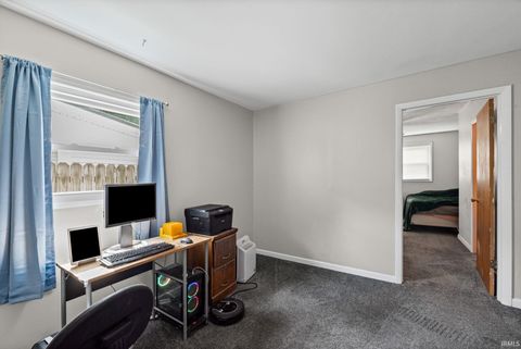 Tiny photo for 2508 Oxford Street, Lafayette, IN 47909 (MLS # 202536667)