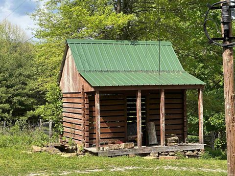 Tiny photo for 2306 Rattlesnake Road, Spencer, IN 47460 (MLS # 202616213)