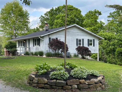 Photo of 2306 Rattlesnake Road, Spencer, IN 47460 (MLS # 202616213)