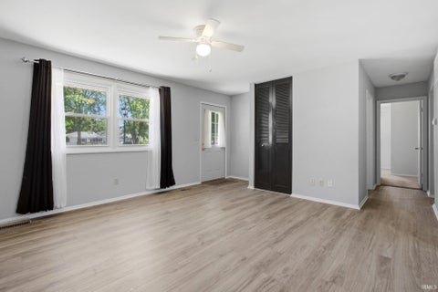 Tiny photo for 113 Chateau Court, Kokomo, IN 46902 (MLS # 202623249)