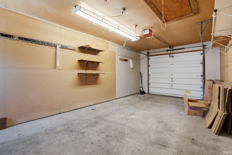 Tiny photo for 113 Chateau Court, Kokomo, IN 46902 (MLS # 202623249)