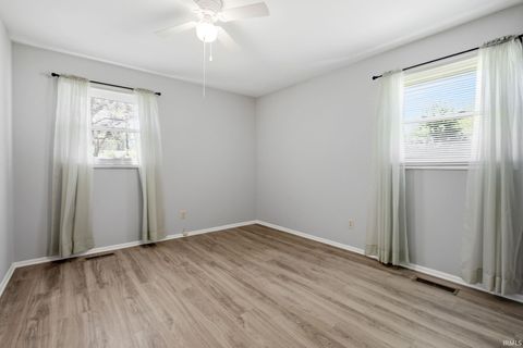 Tiny photo for 113 Chateau Court, Kokomo, IN 46902 (MLS # 202623249)