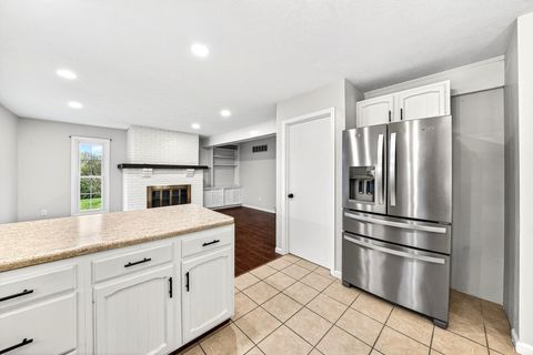 Tiny photo for 50976 Pine Ridge Drive, Granger, IN 46530 (MLS # 202612545)