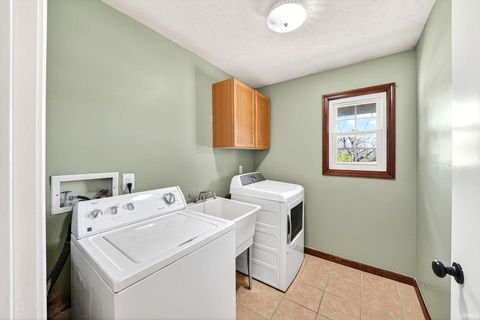 Tiny photo for 50976 Pine Ridge Drive, Granger, IN 46530 (MLS # 202612545)