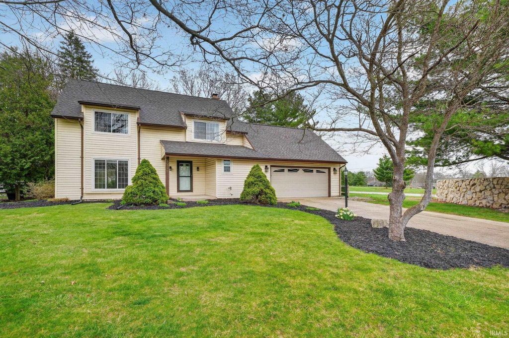 Photo of 50976 Pine Ridge Drive, Granger, IN 46530 (MLS # 202612545)