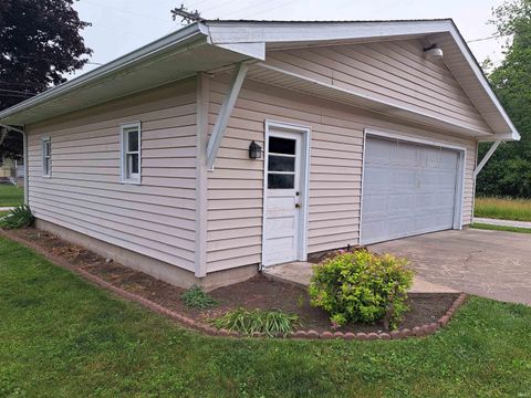 Tiny photo for 622 S Market Street, Winamac, IN 46996 (MLS # 202522460)