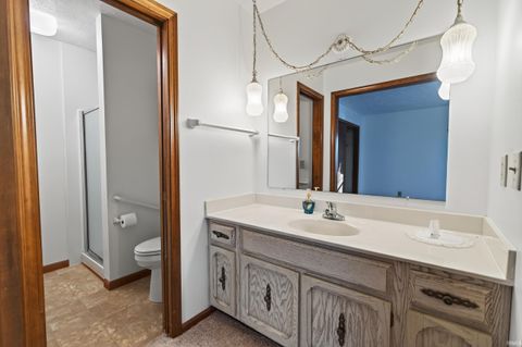 Tiny photo for 2492 S Roberts Way, Logansport, IN 46947 (MLS # 202547319)