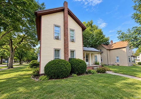 Photo of 322 W Mitchell Street, Kendallville, IN 46755 (MLS # 202638905)