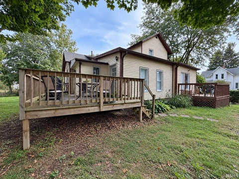 Tiny photo for 322 W Mitchell Street, Kendallville, IN 46755 (MLS # 202638905)