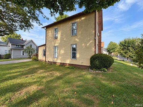 Tiny photo for 322 W Mitchell Street, Kendallville, IN 46755 (MLS # 202638905)