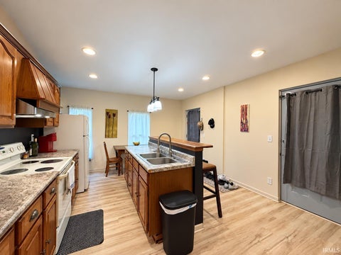 Tiny photo for 322 W Mitchell Street, Kendallville, IN 46755 (MLS # 202638905)