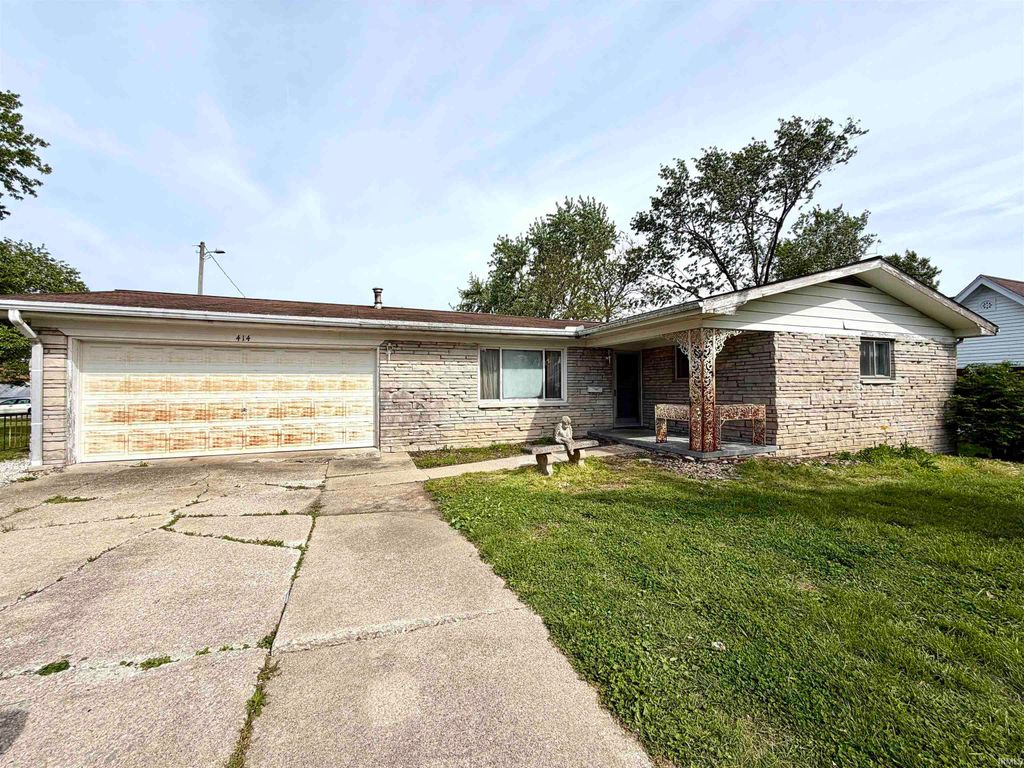Photo of 414 N Street, Bedford, IN 47421 (MLS # 202614371)