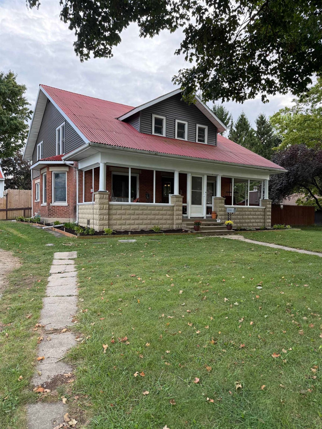 Photo of 416 E Felicity Street, Angola, IN 46703 (MLS # 202638933)