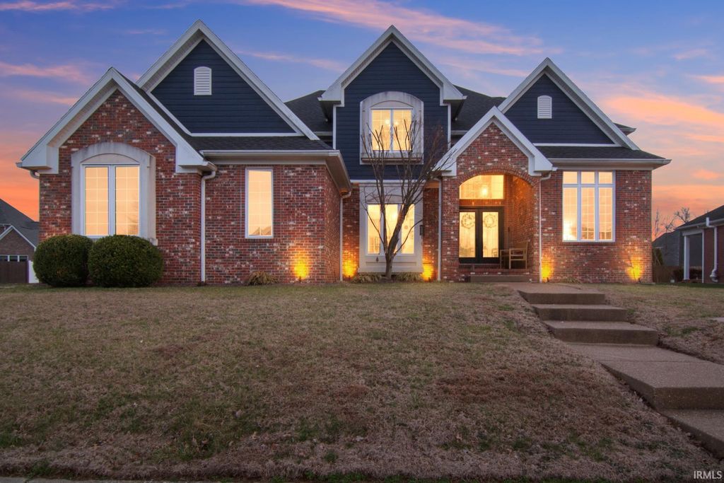 Photo of 10411 Devon Court, Newburgh, IN 47630 (MLS # 202607394)