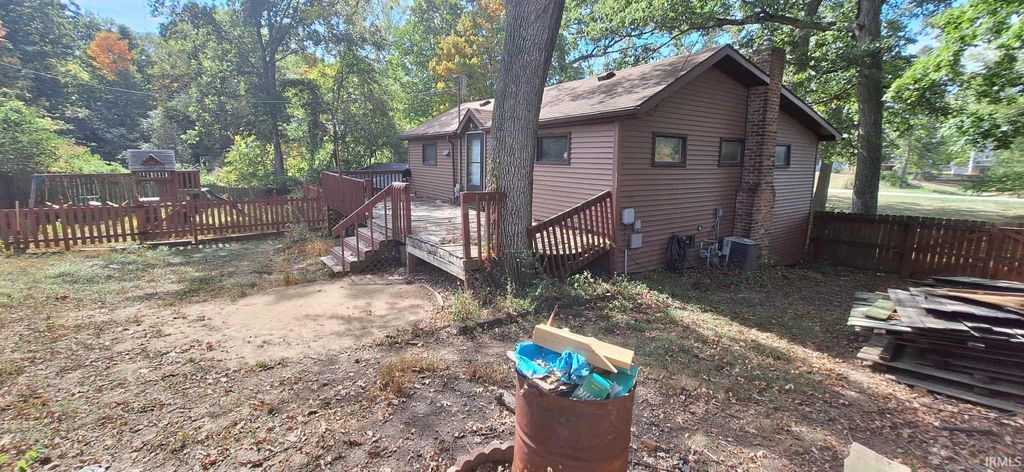 Photo of 2926 Sprunger Road, Fort Wayne, IN 46808 (MLS # 202540289)