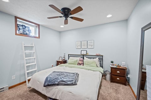 Tiny photo for 5666 W County Rd 950 N, Rossville, IN 46065 (MLS # 202640254)