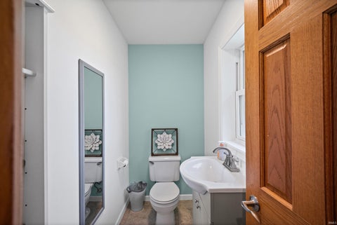 Tiny photo for 5666 W County Rd 950 N, Rossville, IN 46065 (MLS # 202640254)