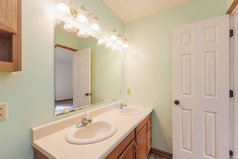 Tiny photo for 5608 W Wedgewood Lane, Muncie, IN 47304 (MLS # 202605675)